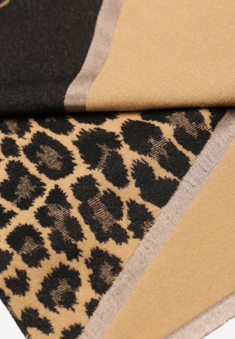 Eșarfă Maro din Bumbac și Viscoză cu Barete Decorative și Imprimeu Animal Print Eranoli