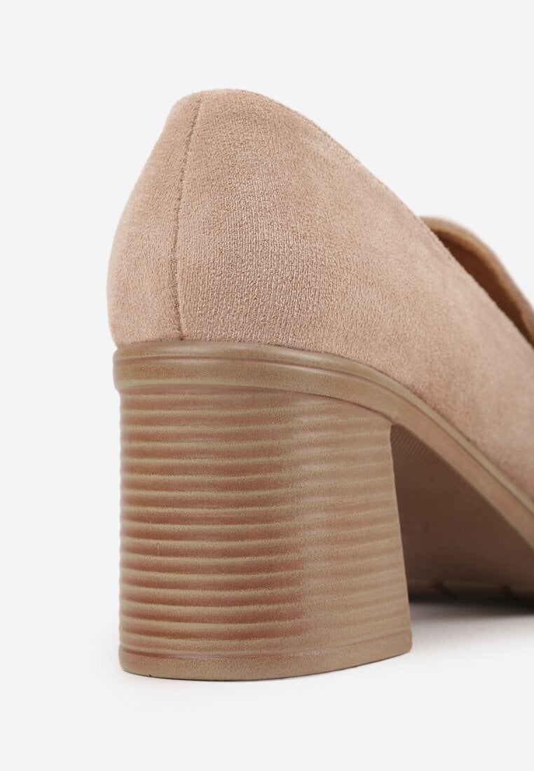 Beżowe Półbuty na Grubym Słupku z Paskiem z Klamerką Celuri