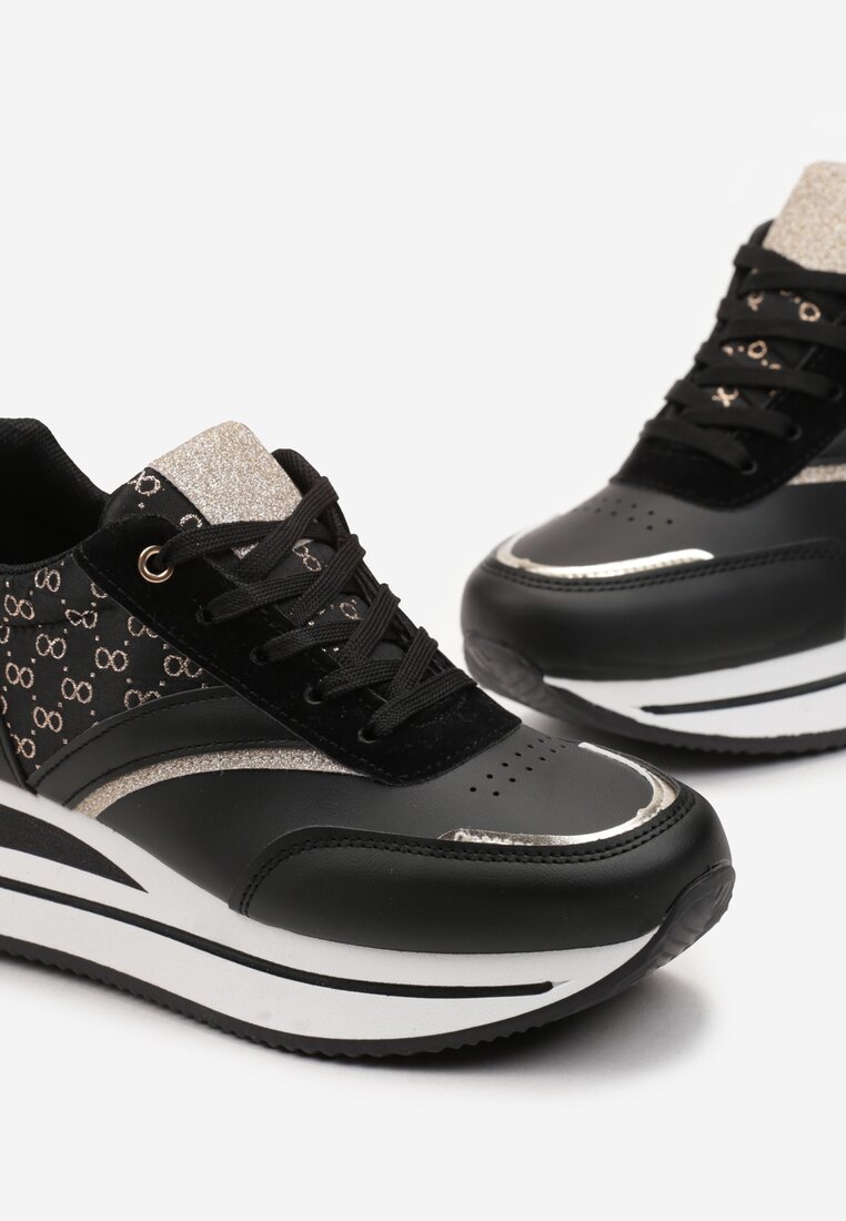 Czarne Sneakersy na Platformie z Metaliczną Wstawką Kariel
