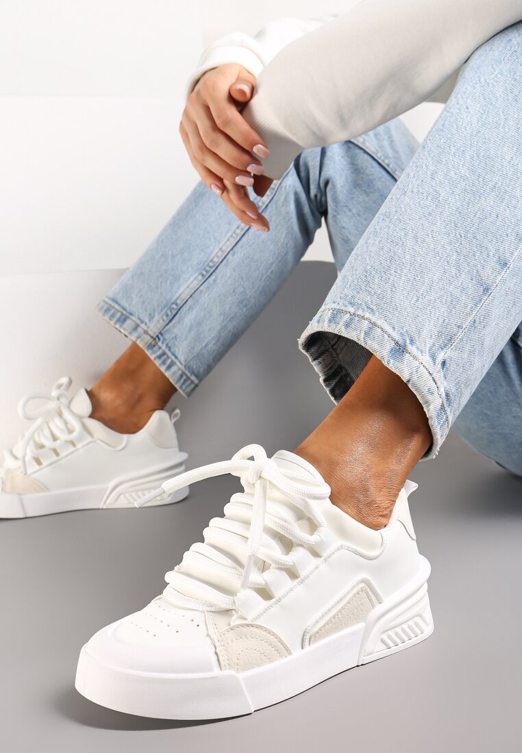 Białe Sneakersy w Stylu Trampek z Szerokimi Sznurówkami na Grubej Podeszwie Sakarias