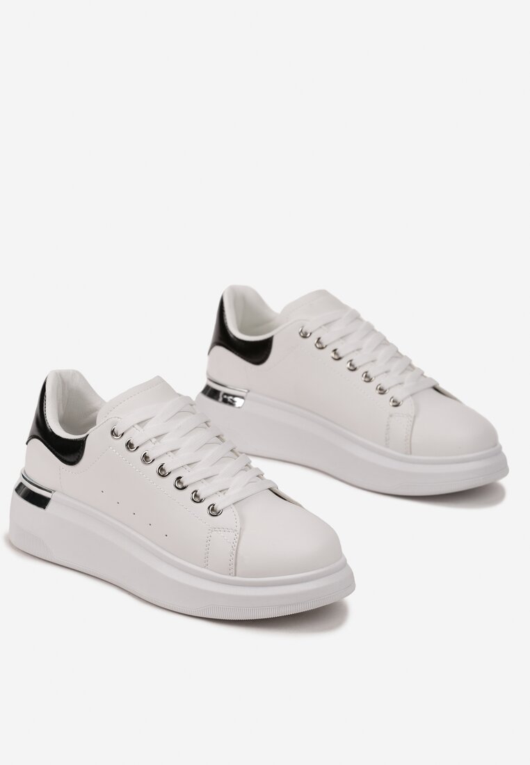 Biało-Czarne Sneakersy na Platformie z Metaliczną Wstawką Sissis