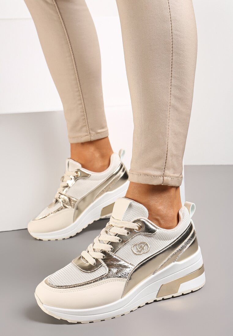 Sneakerși Bej din Piele Ecologică cu Plasă și Monogram Decorativ Vitalera