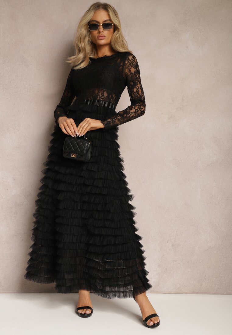 Czarna Koronkowa Sukienka Maxi o Rozkloszowanym Kroju z Tiulowymi Falbankami Sivina