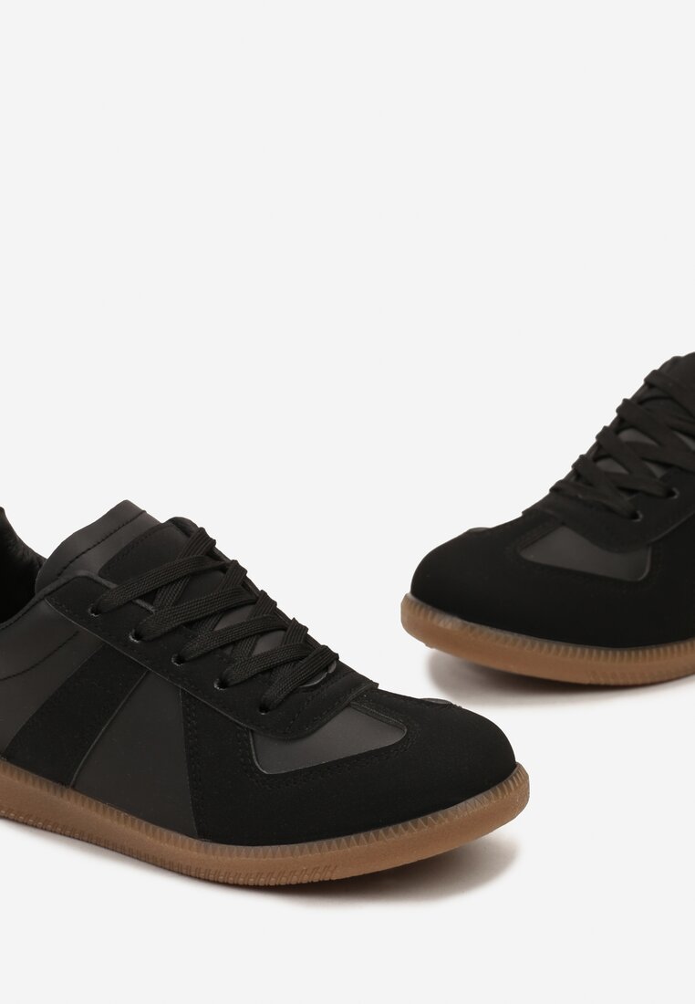 Czarne Sznurowane Sneakersy z Imitacji Skóry na Płaskiej Podeszwie Glezoma