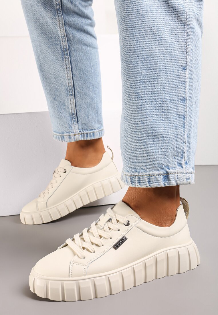 Sneakers bej cu platformă ștanțată din piele naturală Pelinea