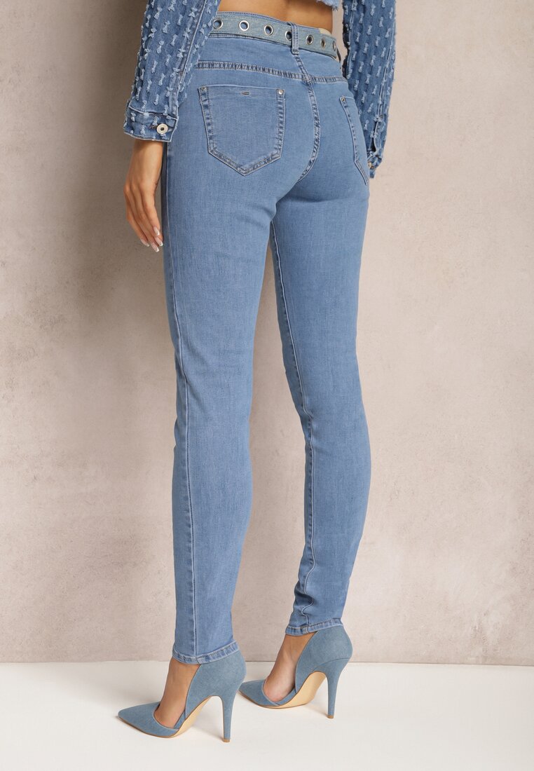 Niebieskie Skinny Jeansy o Klasycznym Fasonie z Kieszeniami Zernia
