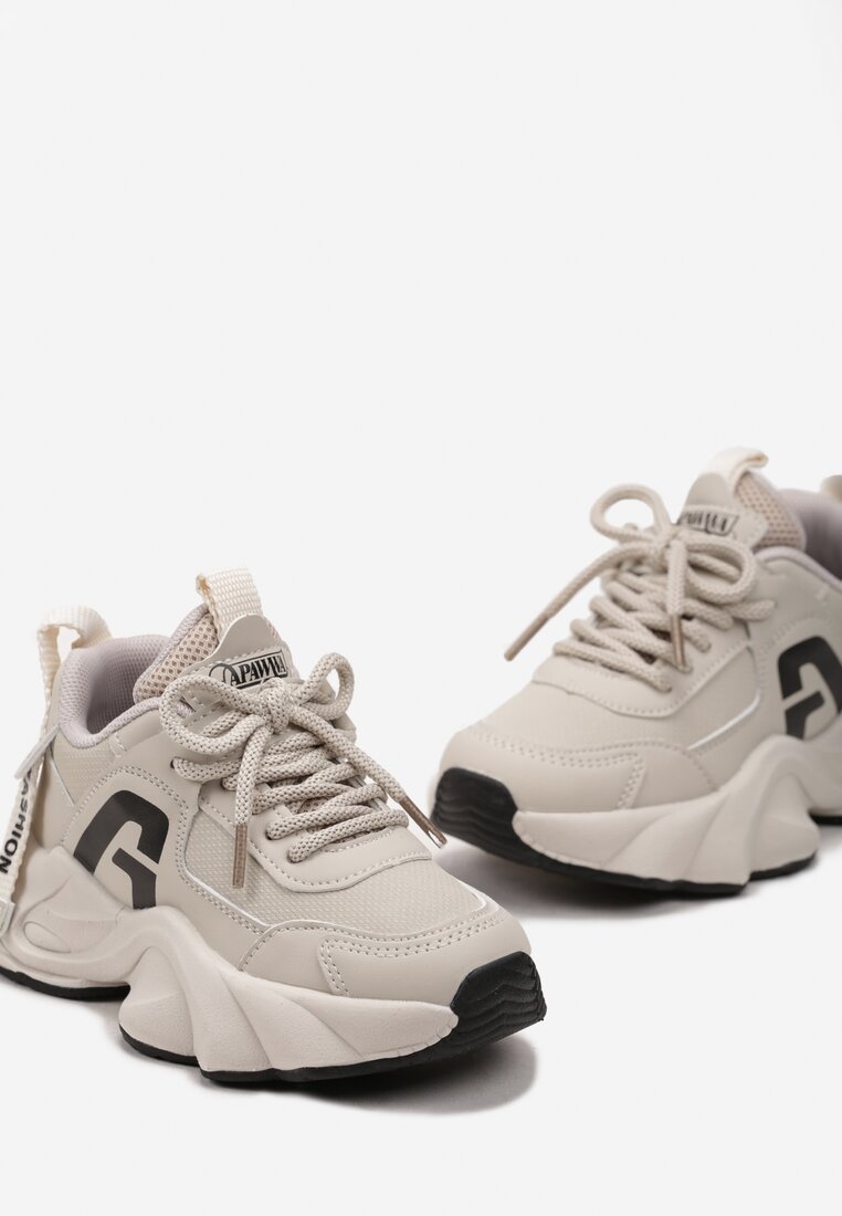 Beżowe Buty Sportowe Sneakersy na Platformie z Tłoczeniem i Napisem Valanora