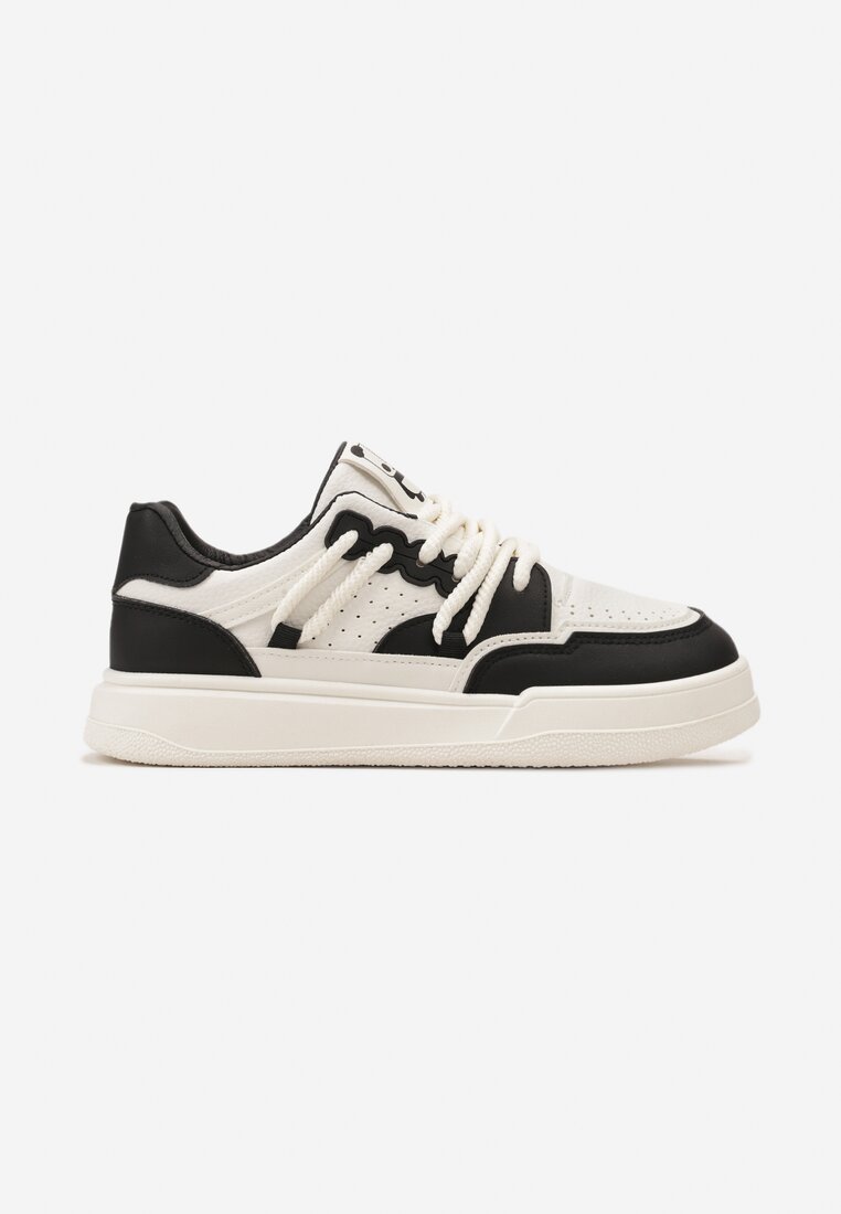Sneakers Negru-Alb cu Aplicatie Ursulet Panda si Sireturi Late Wannia