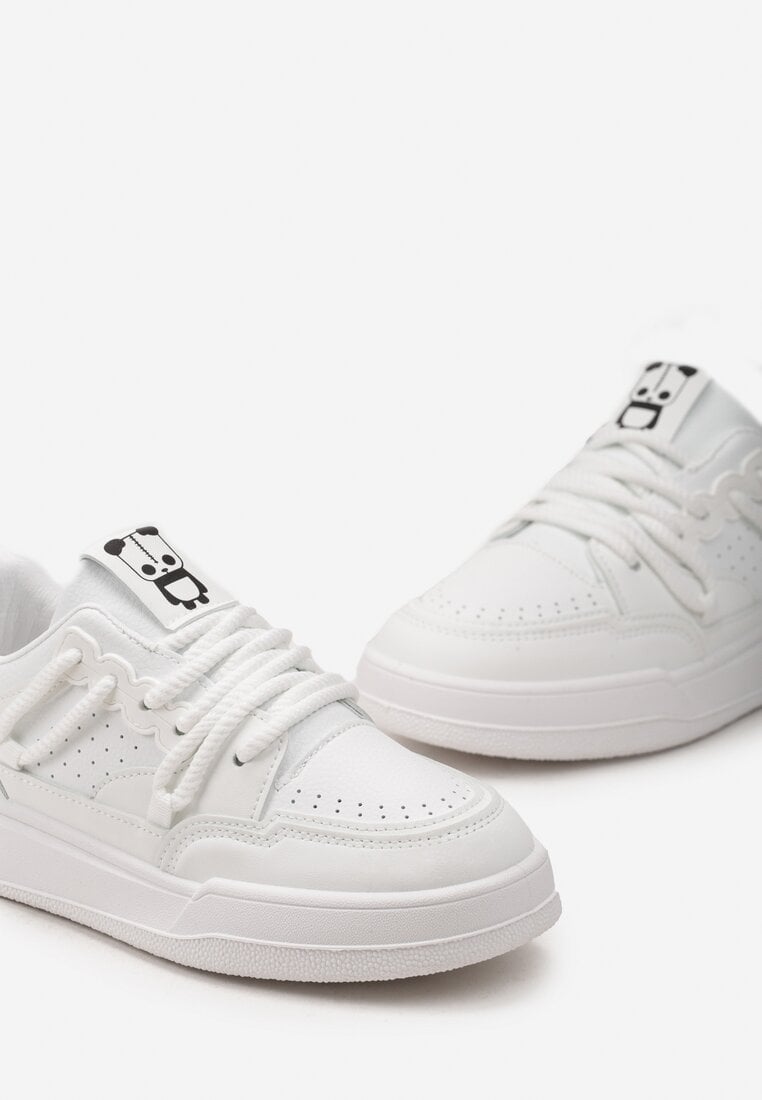 Sneakers Albi Decorați cu Petic de Panda și șireturi Late Wannia