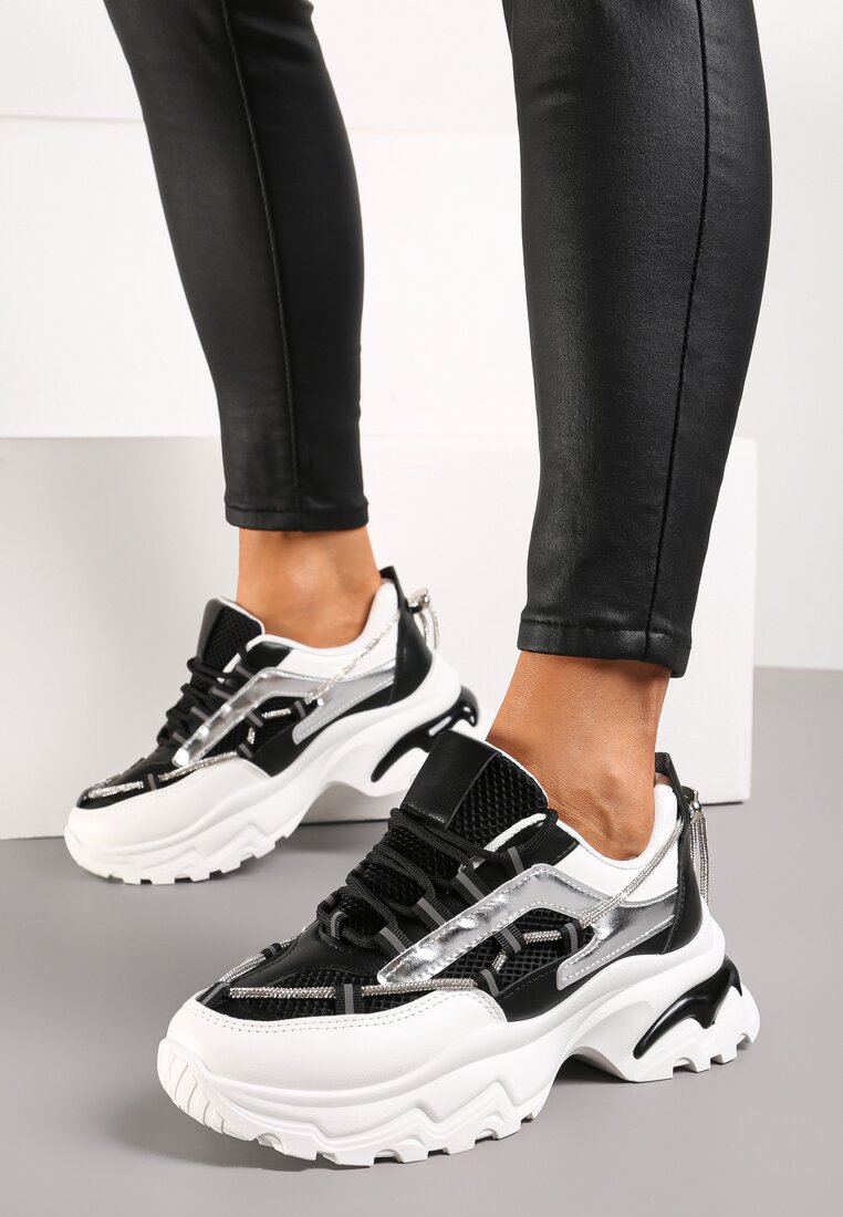 Czarno-Białe Sneakersy z Metalicznymi Wstawkami na Niskiej Platformie z Ozdobnym Sznurkiem Oiriema