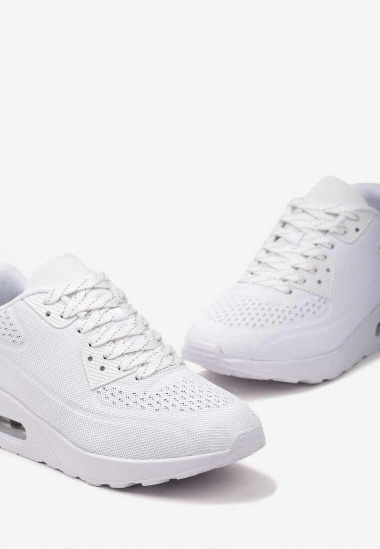 Białe Sznurowane Sneakersy na Air Podeszwie Azorilda