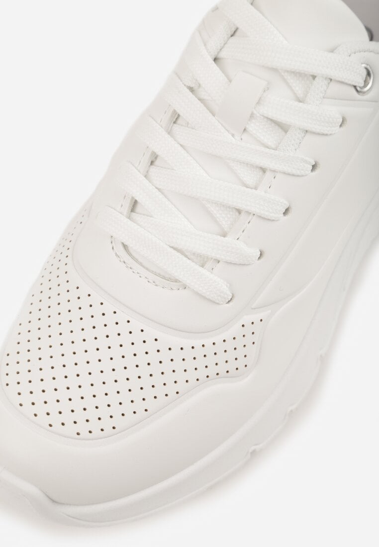 Białe Klasyczne Sneakersy z Amortyzowaną Podeszwą i Perforacją Faunama