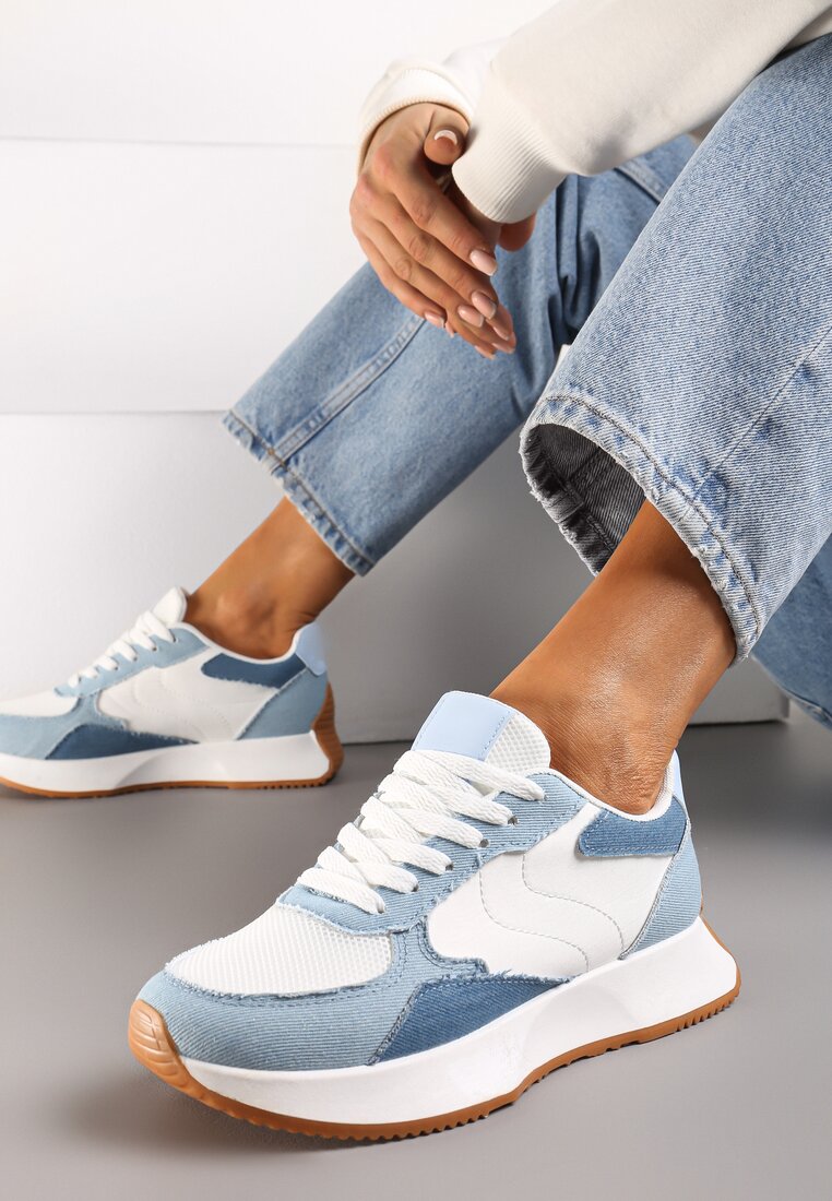 Niebiesko-Białe Sneakersy z Siateczkową Wstawką na Nosku Hlimeltia