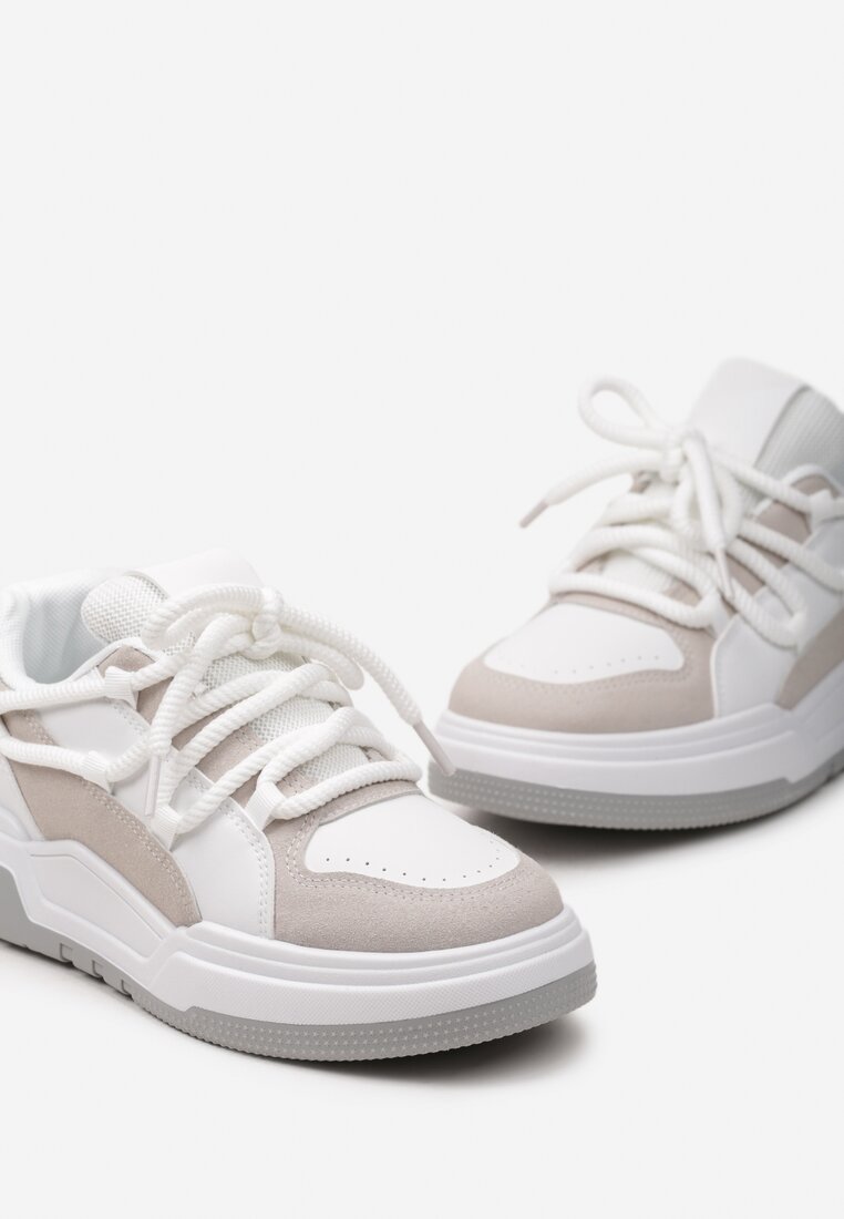 Biało-Beżowe Sneakersy z Szerokimi Ozdobnymi Sznurówkami Naale