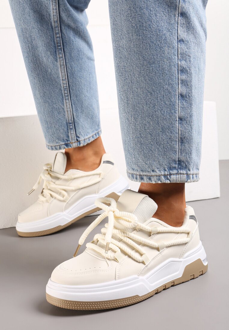 Sneakerși Bej cu Șireturi Late Decorative Naale