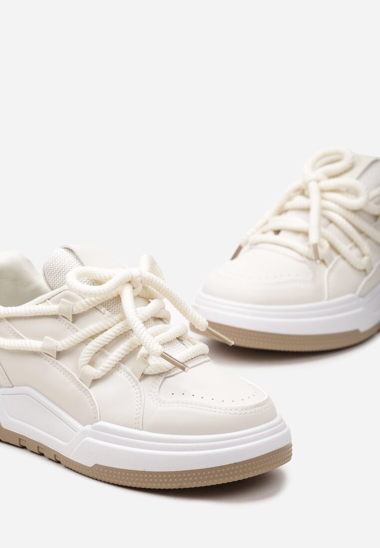 Sneakerși Bej cu Șireturi Late Decorative Naale
