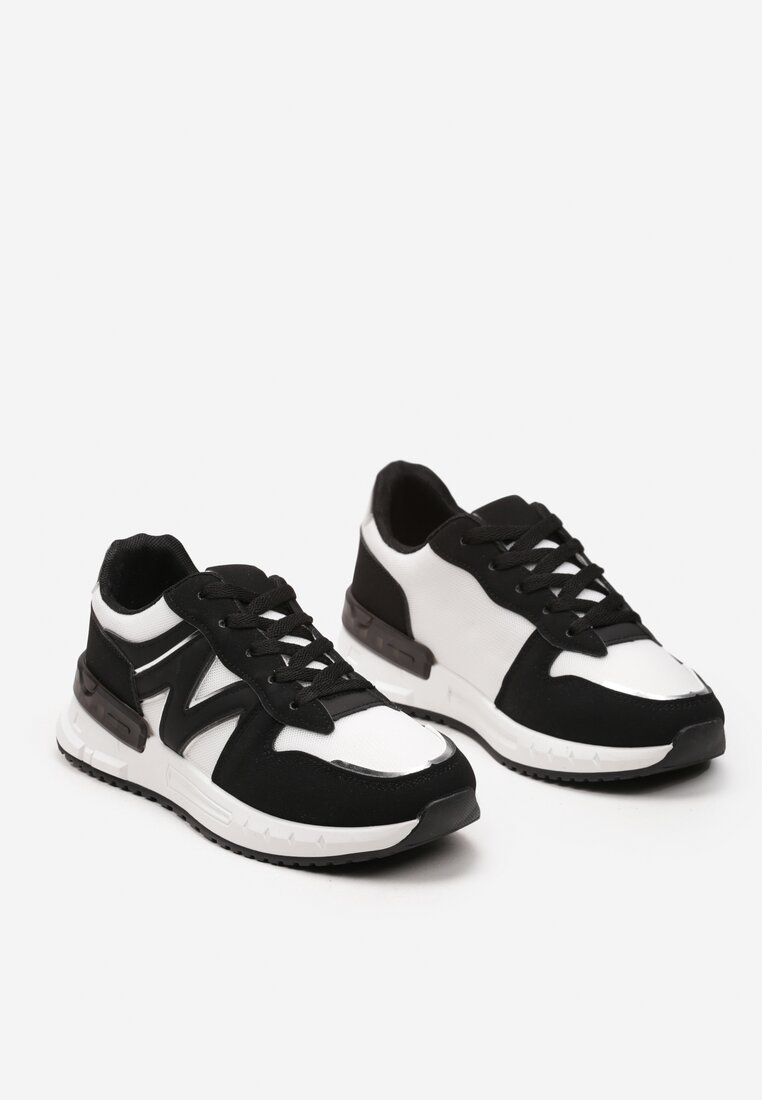 Czarno-Białe Sneakersy z Klasycznym Sznurowaniem i Wstawkami z Siateczki Veloraa