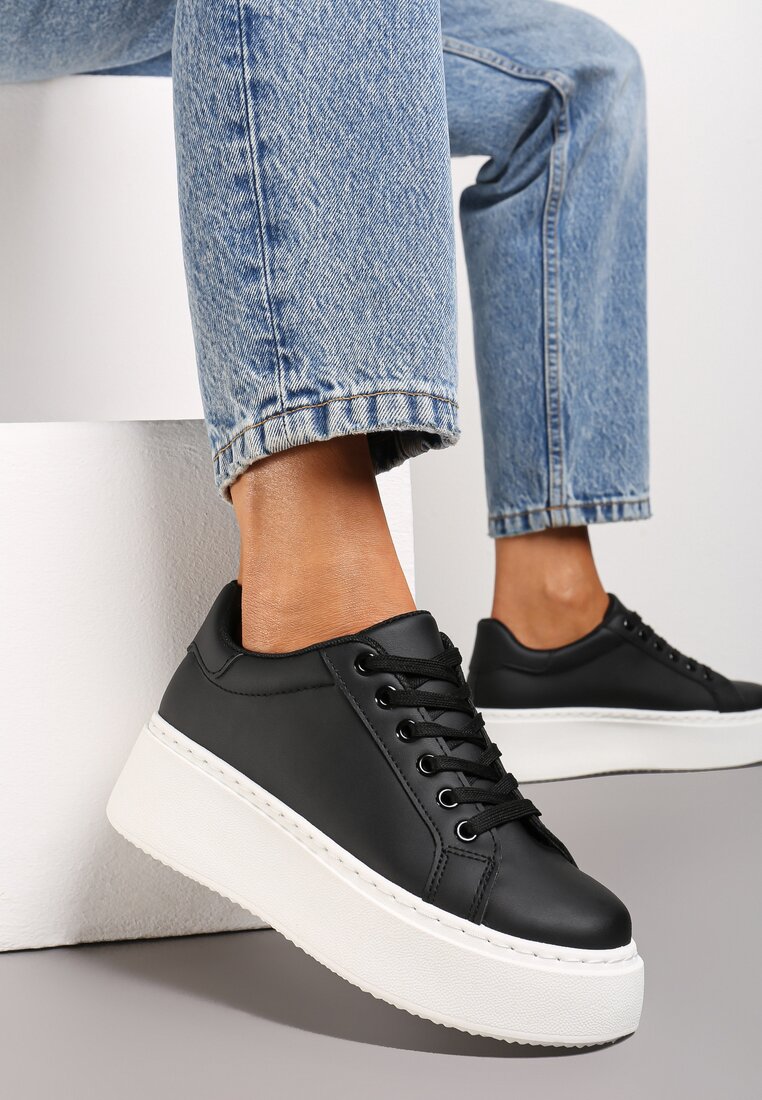 Czarno-Białe Sneakersy na Modnej Platformie Broida
