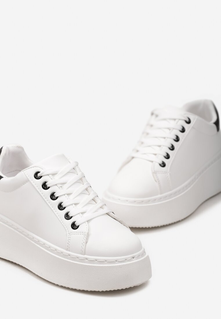 Biało-Czarne Sneakersy na Modnej Platformie Broida