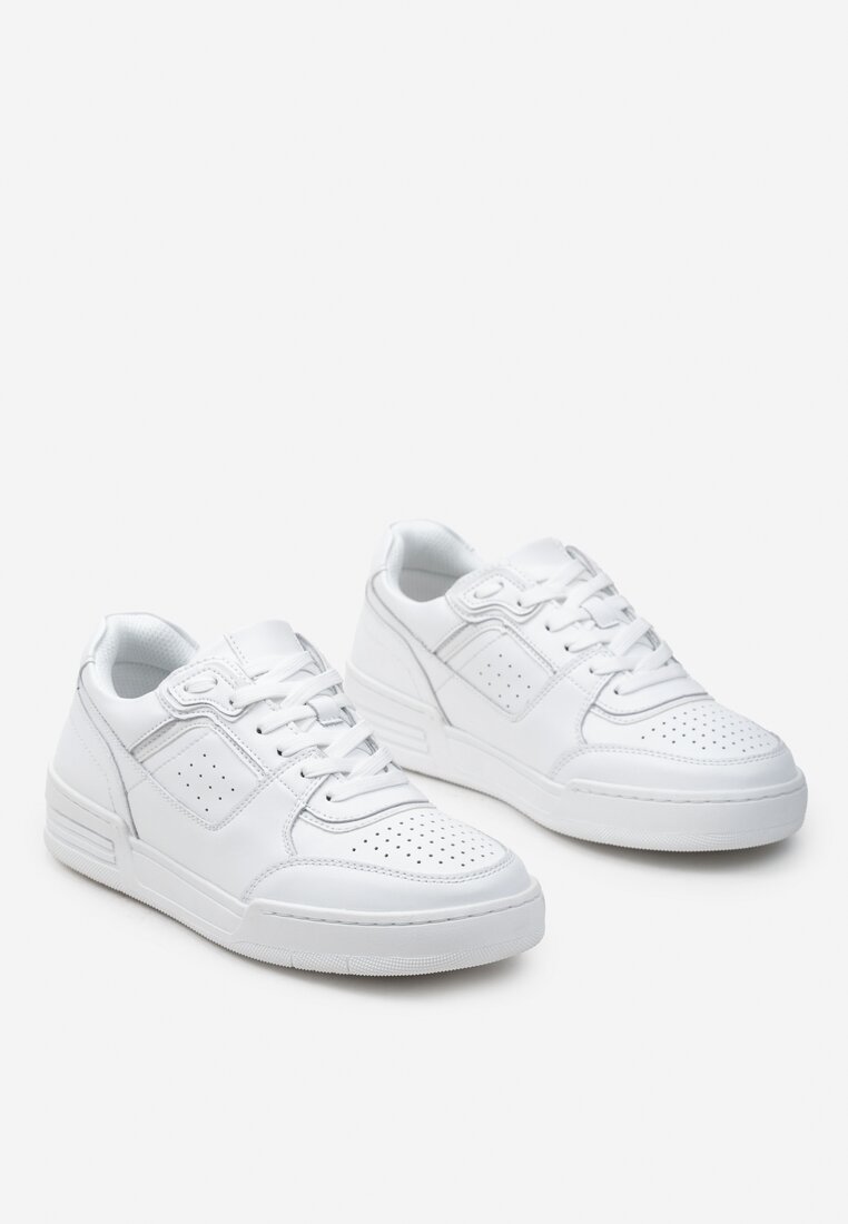 Białe Sneakersy ze Skóry Naturalnej z Metalicznymi Akcentami Hyacinte