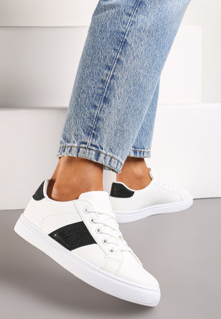 Sneakerși Alb-Negri cu Inserții Acoperite cu Zirconiu Almarie