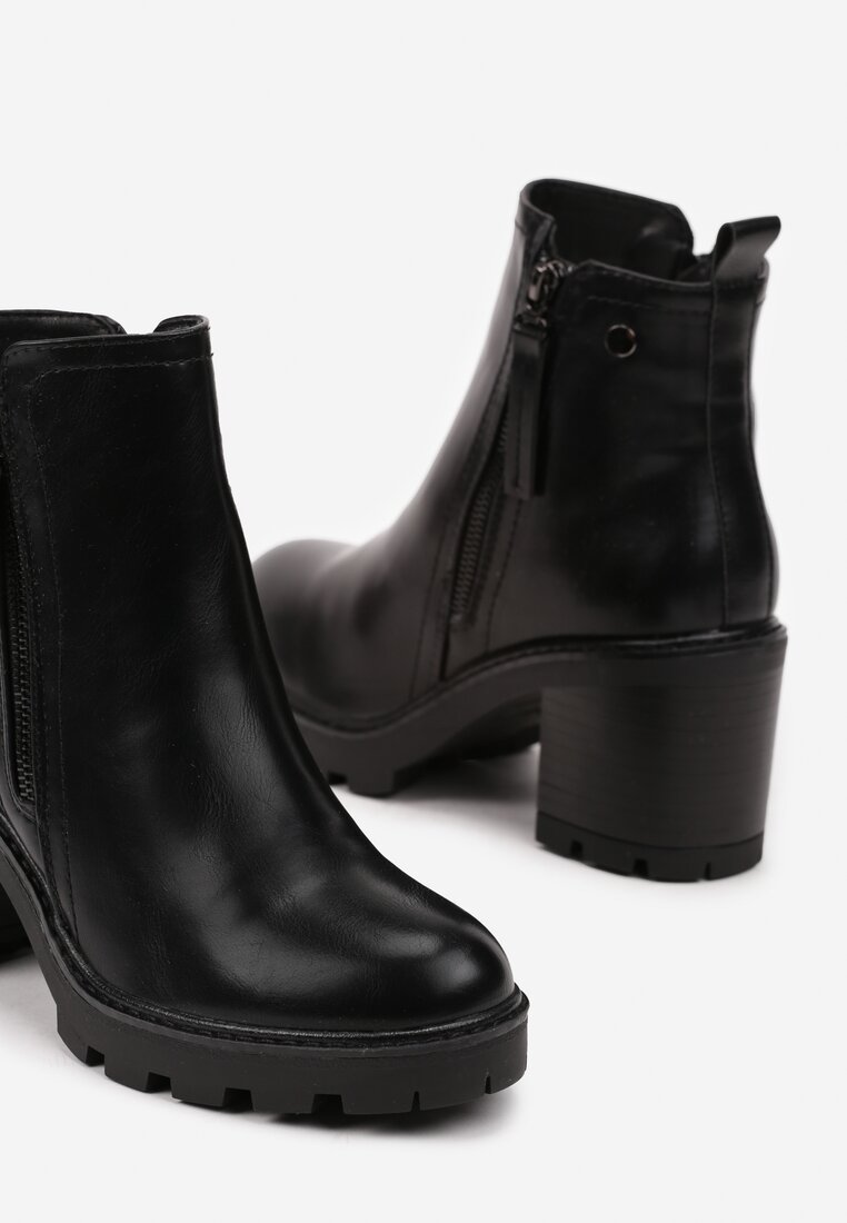 Botine Negre