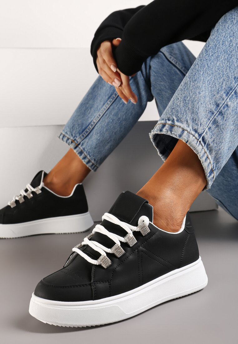 Sneakerși Negri Înnodati din Piele Ecologică pe Talpă Groasă cu Pietre Strass Decorative Nevarra