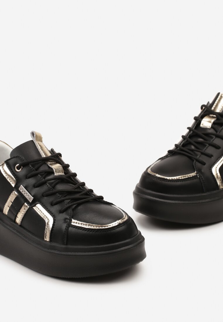 Czarne Sneakersy ze Skóry Naturalnej na Platformie Ahama
