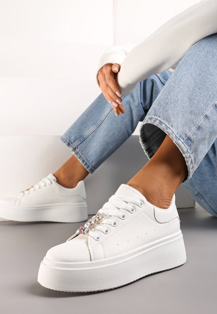 Białe Sneakersy z Cyrkoniami na Sznurówkach z Platformą Nomiji