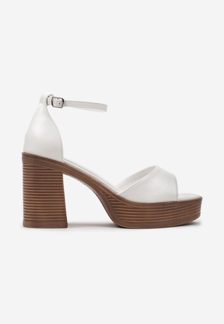 Białe Sandały z Imitacji Skóry na Słupku i Platformie z Regulowanym Paskiem Telliamay