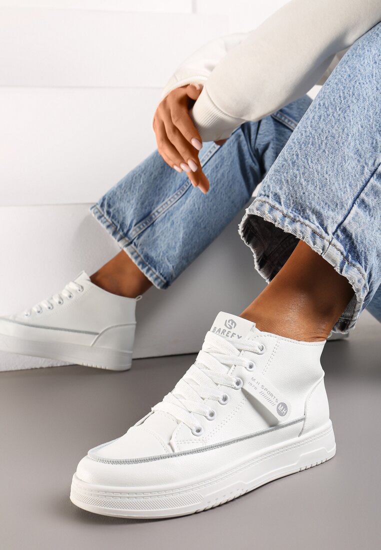 Sneakersi Alb-Gri cu Siret pe Platformă cu Element Decorativ Andeeila