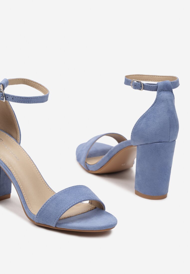 Niebieskie Sandały z Imitacji Zamszu na Słupku Zapinane przy Kostce na Sprzączkę Leafina