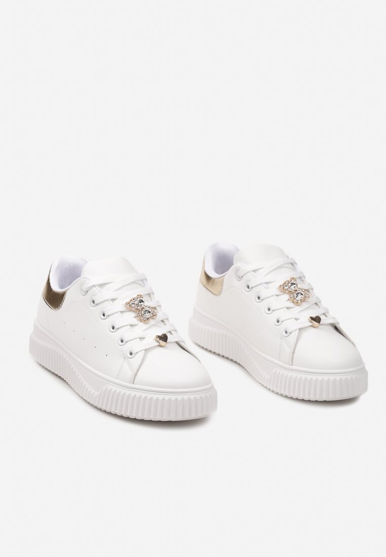 Biało-Złote Sneakersy na Niskiej Platformie ze Wstawką z Ekozamszu i Złotym Misiem Nleona