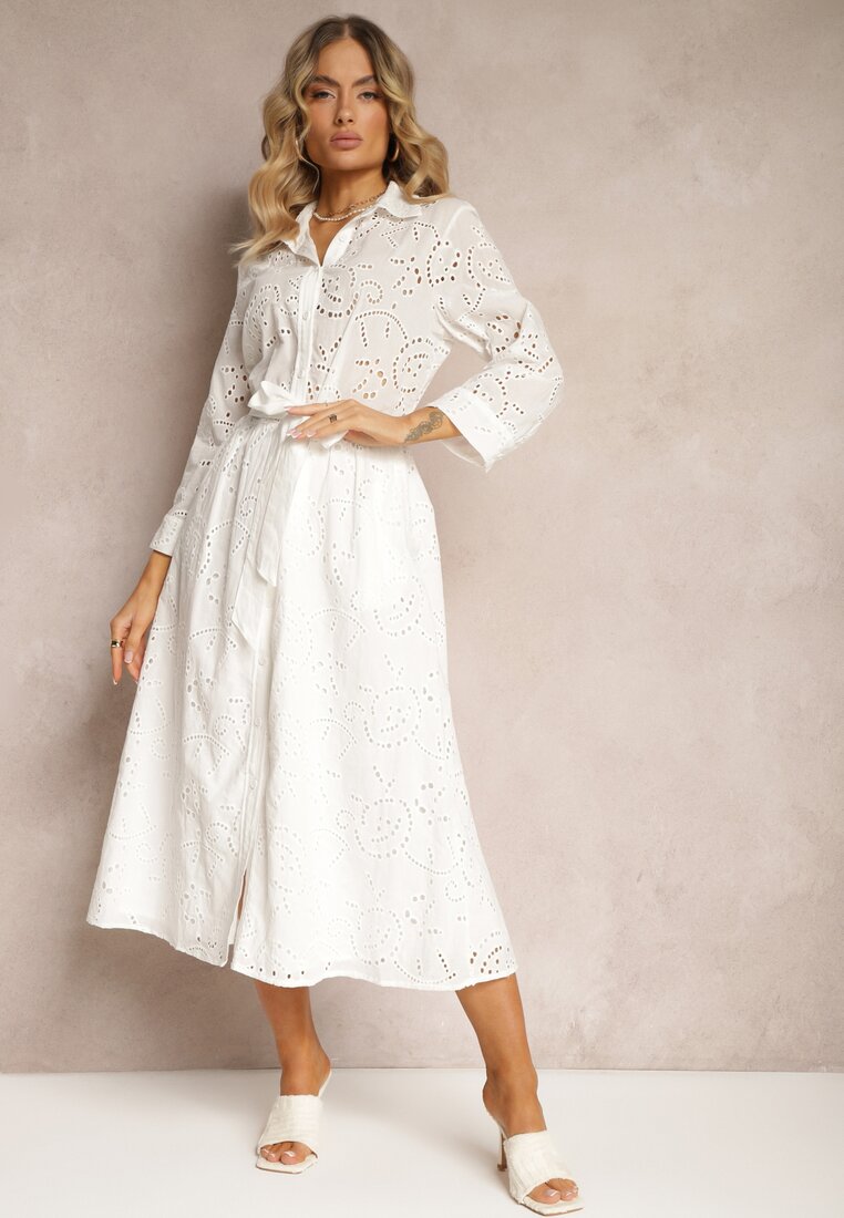Biała Bawełniana Sukienka Koszulowa z Koronki Zapinana na Guziki z Materiałowym Paskiem Clola