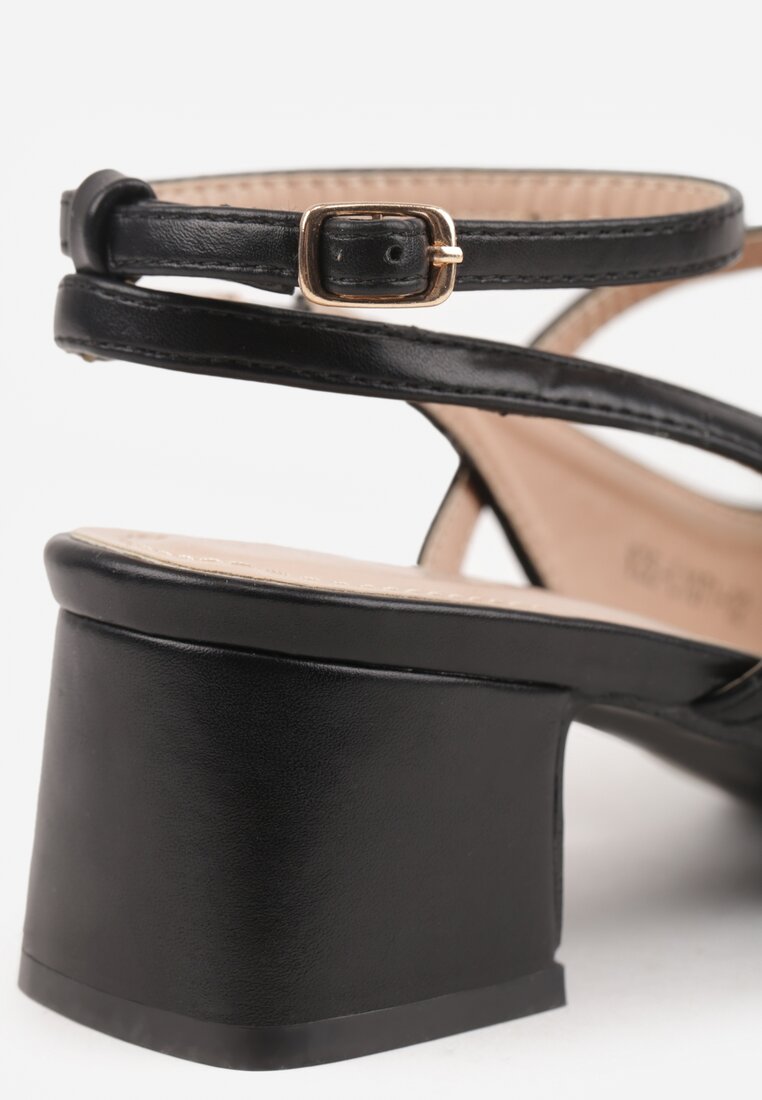 Czarne Czółenka na Słupku Wykończone Kwadratowym Noskiem i Cienkimi Paseczkami Elavon