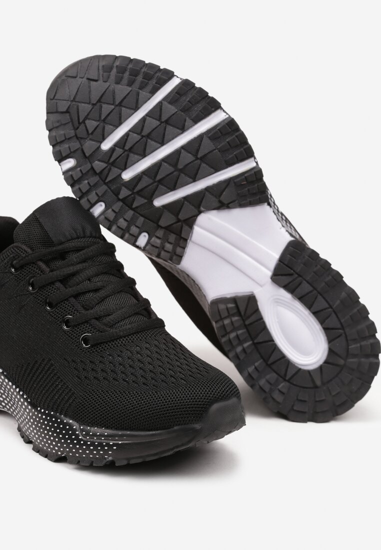 Sneakerși Negrie cu Șireturi și Talpă Înaltă Vikkina