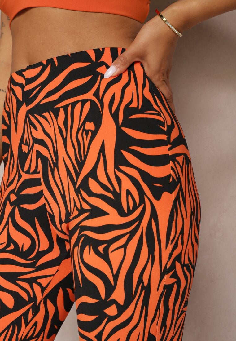 Pomarańczowo-Czarne Spodnie Dzwony High Waist z Gumką w Pasie we Wzór Zebry Vikollia