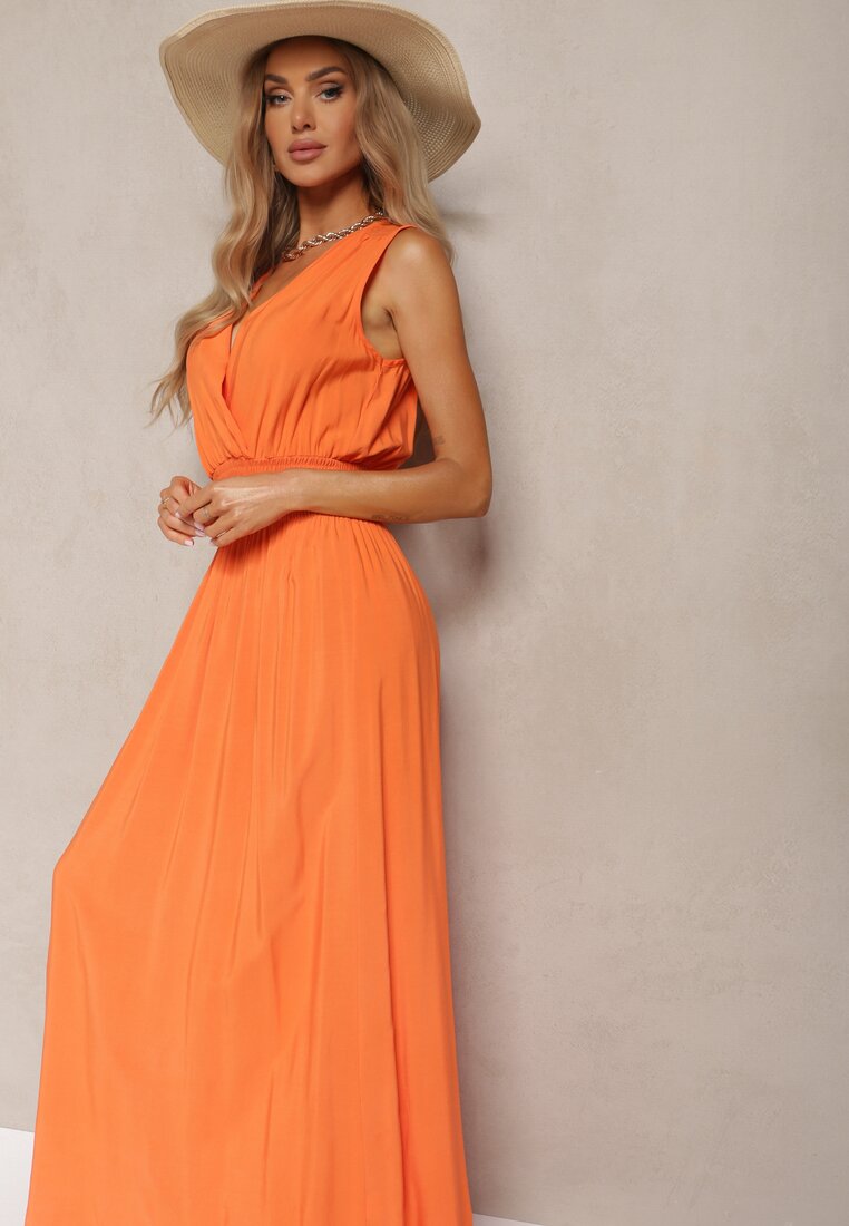 Pomarańczowa Taliowana Sukienka z Wiskozy Wykończona Gumkami w Talii i Kopertowym Dekoltem Kairidia