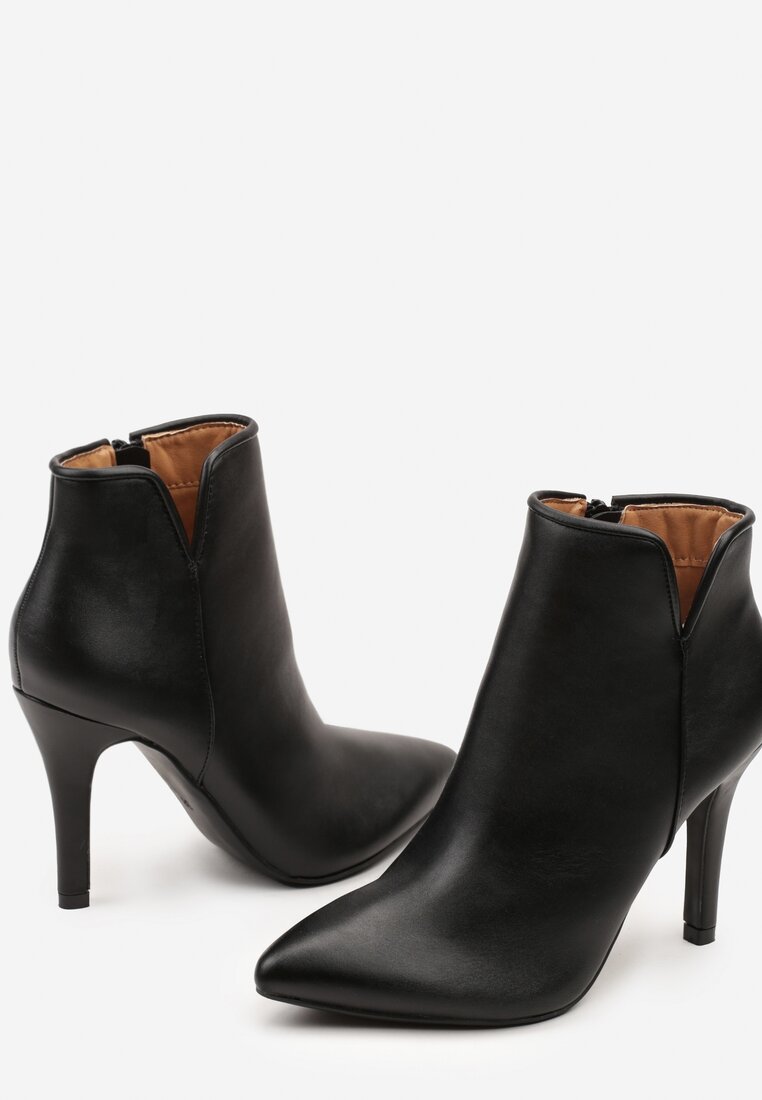 Botine Yegene Negre