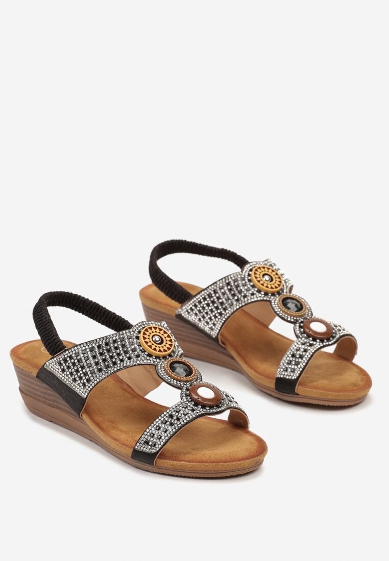 Sandale Negre Slip-On cu Platformă Imitatie Lemn Decorate cu Material Metalic Irelagia