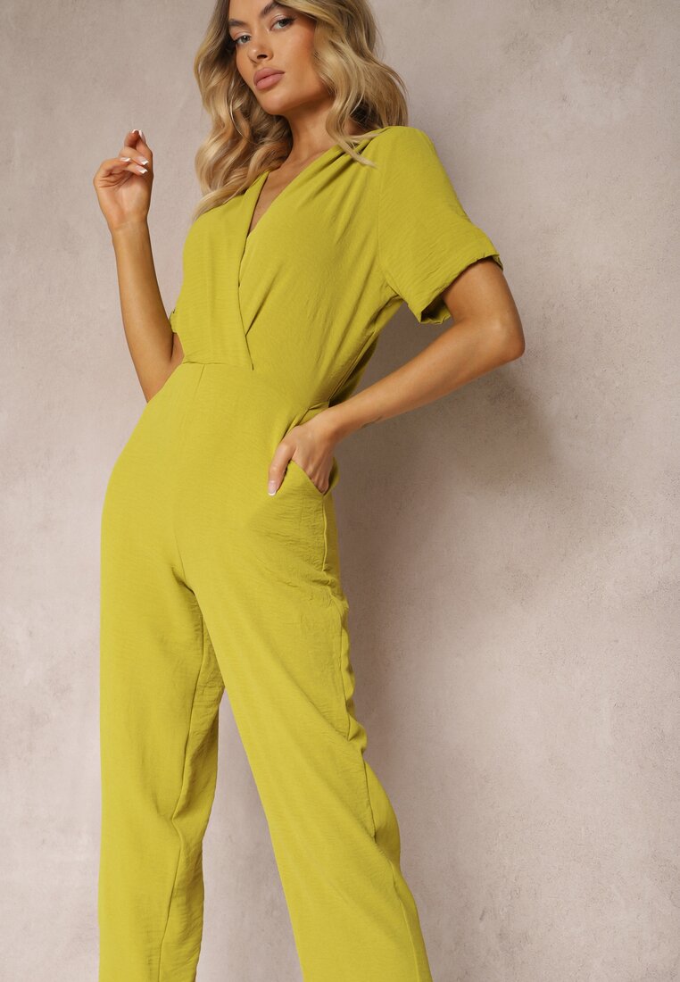 Jasnozielony Kombinezon z Kopertowym Dekoltem i Krótkimi Rękawami z Wiskozą Coridsa