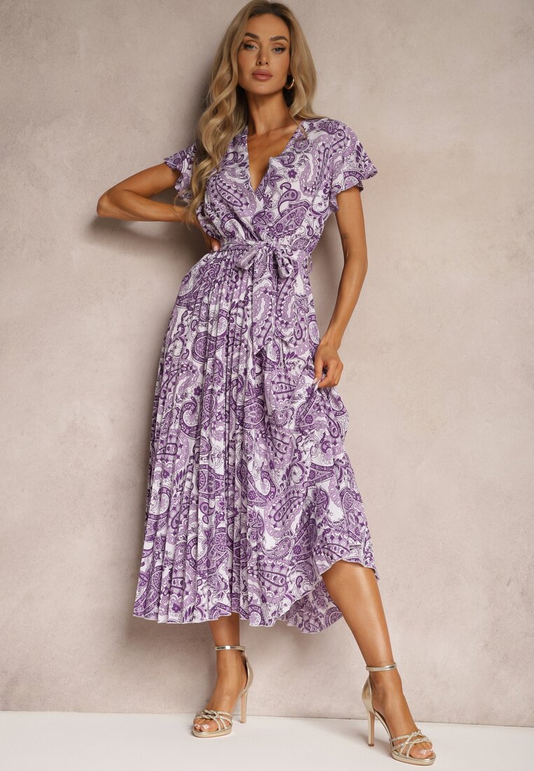 Rochie Violetă Cloș cu Decolteu Triunghiular cu Curea din Material și Elastic în Talie Carimi