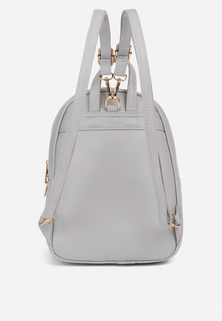 Rucsac Gri Matlasat cu Barete Detașabile Ornamented cu Aplicatie Metalică Weratia