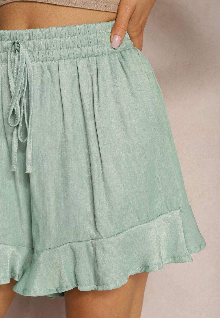 Șort Verde High Waist Cu Croi Larg Cu Elastic în Talie și Volan Kinnea