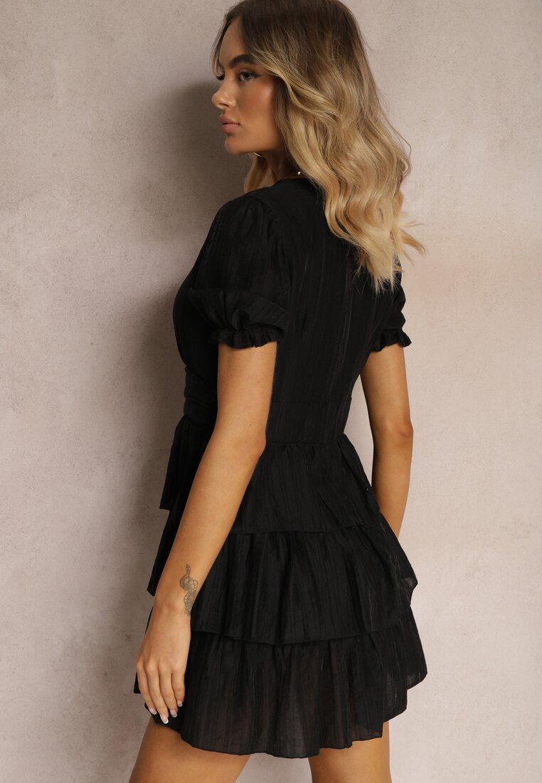 Rochie Neagră Cloș cu Volane Decorative și Mâneci Bufante Felfea
