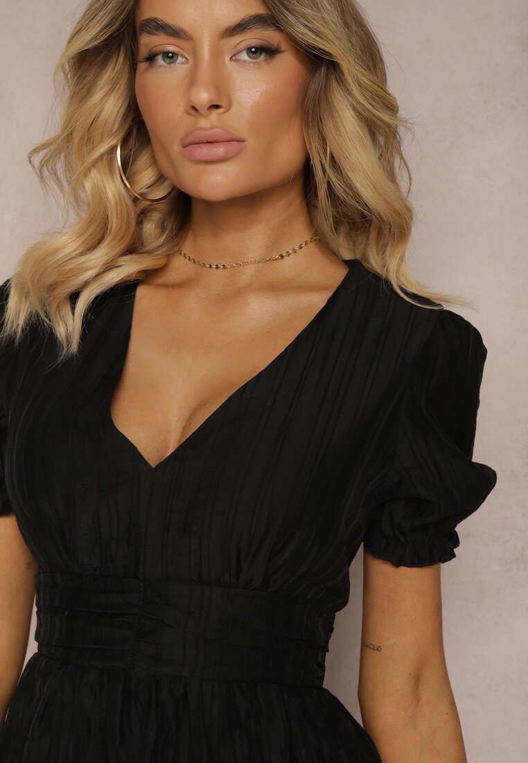 Rochie Neagră Cloș cu Volane Decorative și Mâneci Bufante Felfea