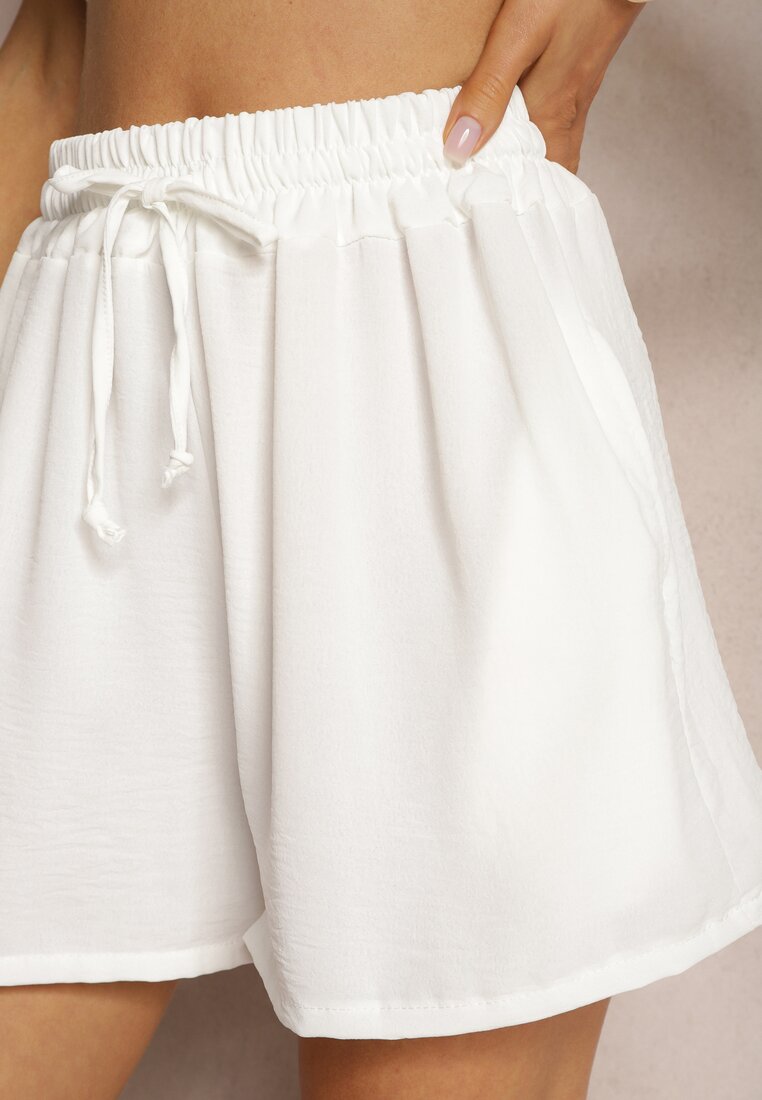 Białe Szorty o Luźnym Kroju High Waist z Gumką w Talii Vimallora