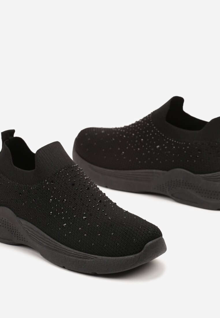Czarne Buty Sportowe z Elastyczną Cholewką i Cyrkoniami Aribea