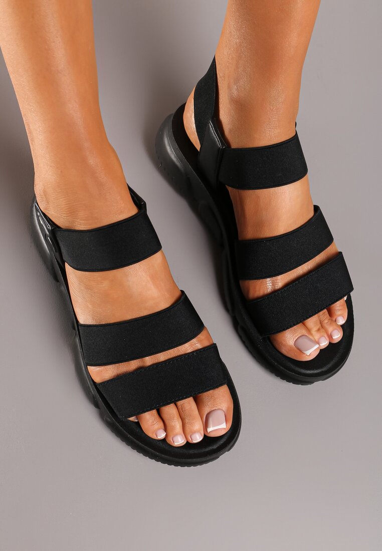 Czarne Wsuwane Casualowe Sandały na Płaskiej Podeszwie Wykończone Elastycznym Paskiem Rivanelle