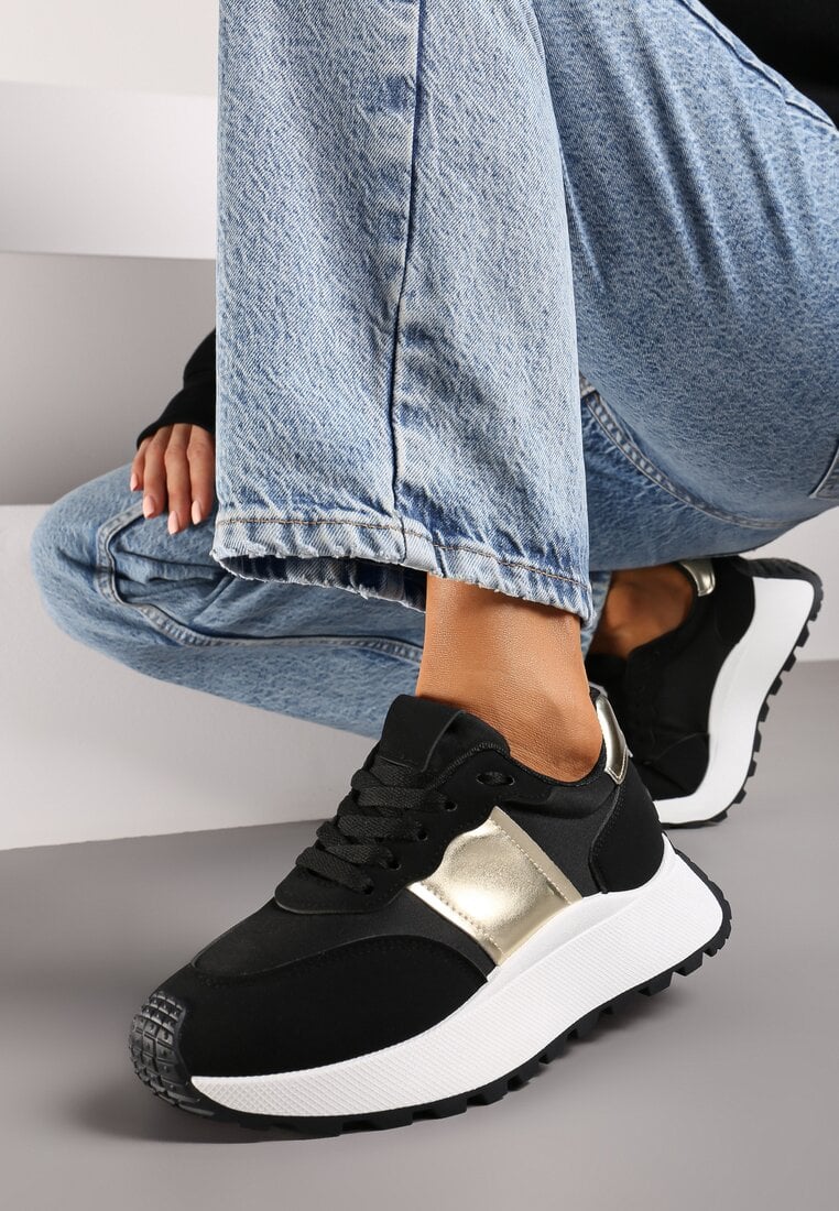 Czarne Sneakersy przed Kostkę na Platformie z Ozdobnymi Wstawkami Benace